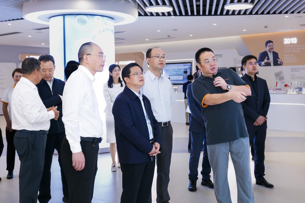 國家藥監局副局長雷平一行調研創健醫療